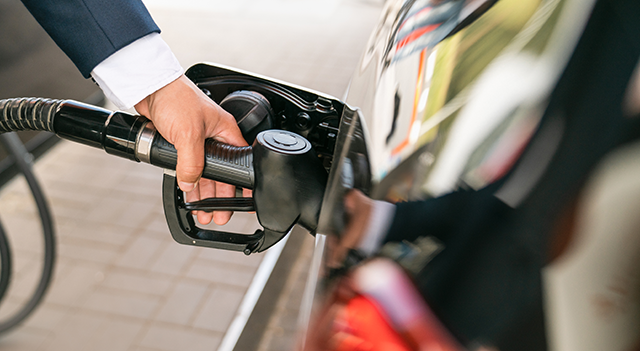 Filling up car fuel